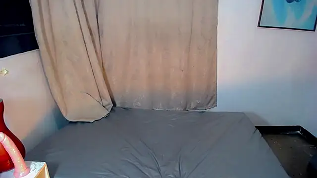Katha_Gomez webcam