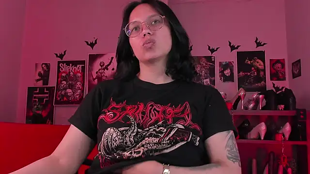 lilith-deveraux webcam