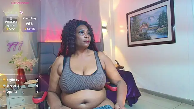 EbonyNaughty1000 webcam
