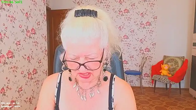 Maya_Mayflower live webcam show