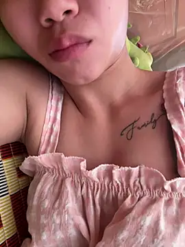 Vi_sexyy live webcam show