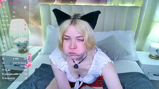 ChloeWells webcam