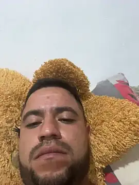 alvaro91911 live webcam show