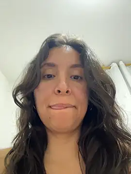 emely_sexx20 webcam