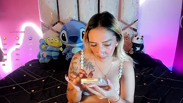 Amanda_klaire webcam