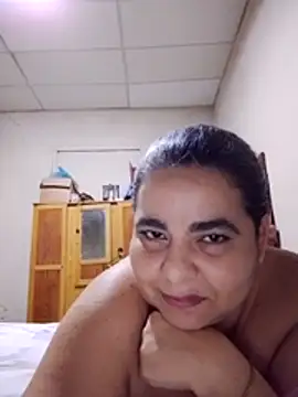 Golositadeamor live cam on StripChat