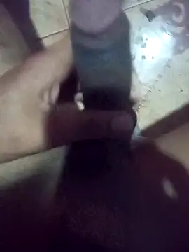 averth live cam on StripChat