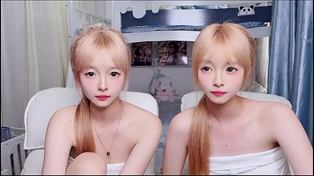 xiaoqiao-daqiao live webcam show