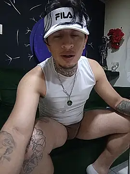 Valentino_DominusDirty webcam