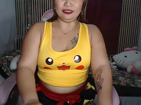 Lyrashane live cam on StripChat