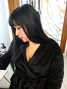 valen_ros live cam on StripChat