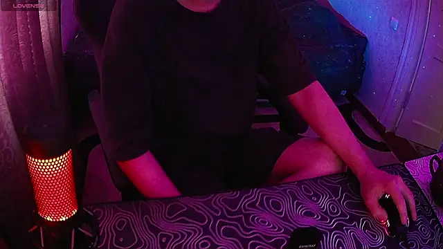ZXCENSORED- live cam on StripChat