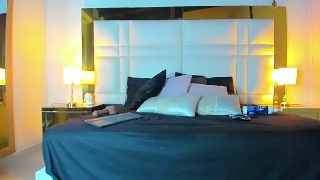 Brenda_Thomp webcam