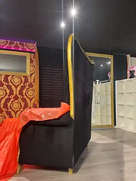Ninacoxxx's cam show statistics and live stream