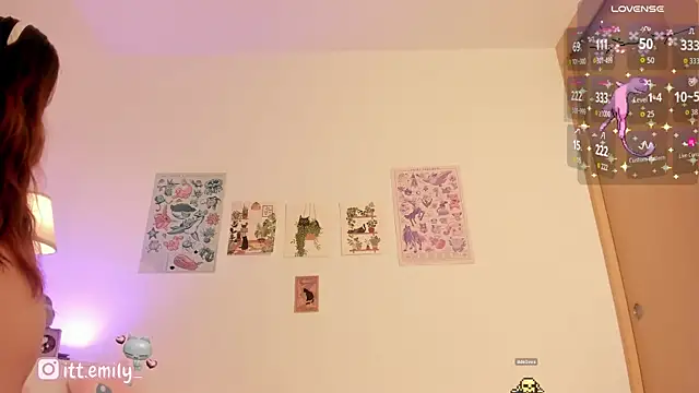 emily_uwu0 live webcam show