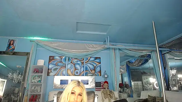 ADRIANNA_FOX webcam