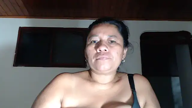 adrixxx38 live cam on StripChat