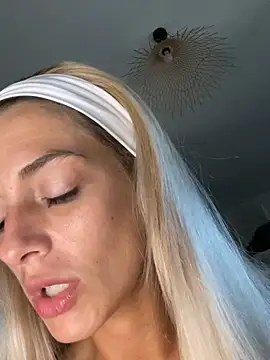 Bellalolahot