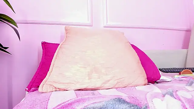 celeste_smmith_ webcam