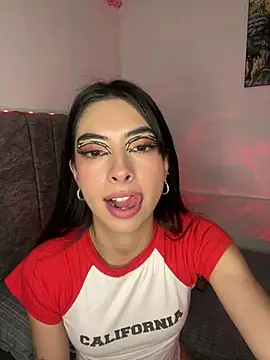 junorise23 live cam on StripChat