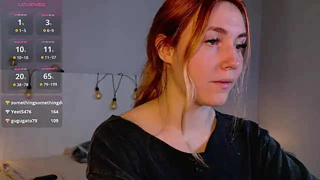 LunaXBaddie live cam on StripChat
