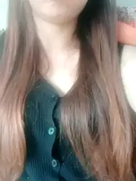 lee_chang- live cam on StripChat
