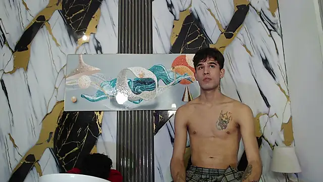SUCKING_LOVER1 live cam on StripChat