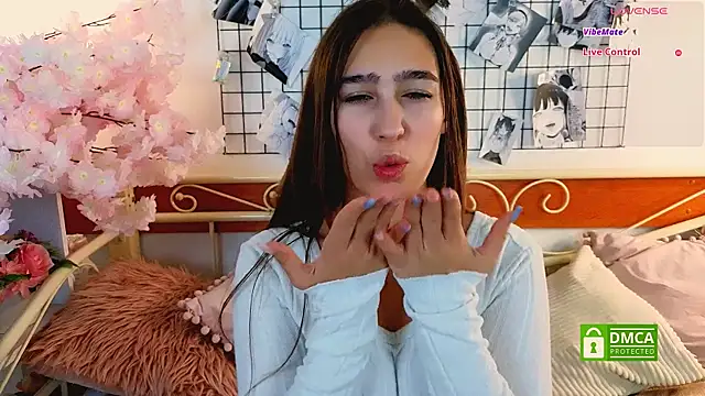 _eliizabeth_ - _Eliizabeth_'s free webcam - UK Sex Cams