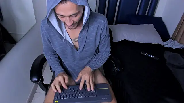 Damiam_23 webcam