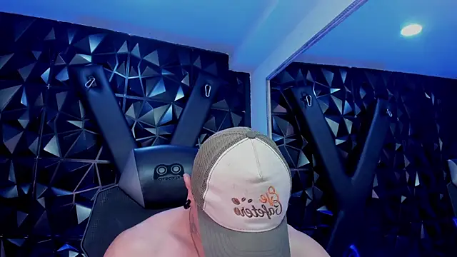 LiamDeeps webcam