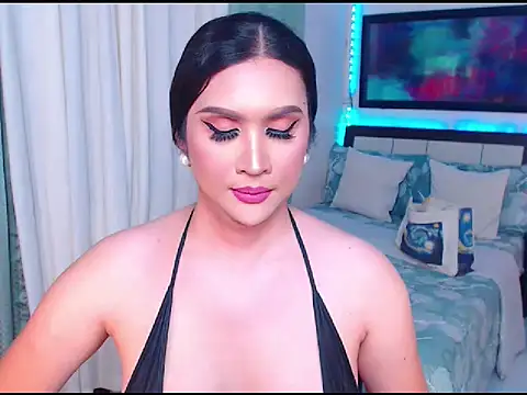 Heavenly_Treats webcam