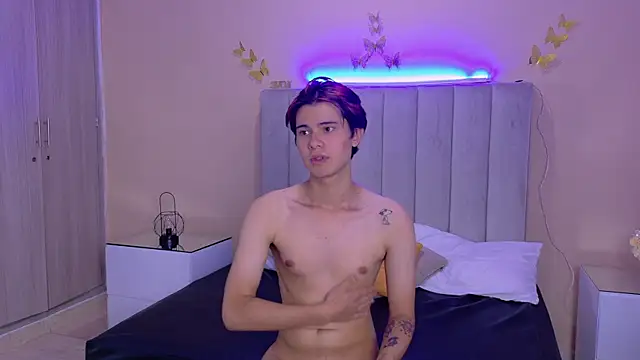 Derek_Sinn webcam