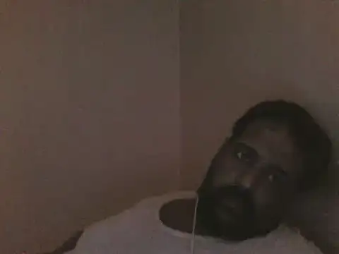 elpoop7305 live cam on StripChat