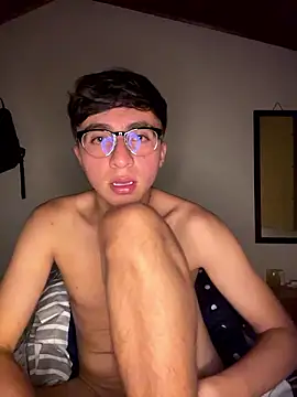 CamiRojas_boy webcam