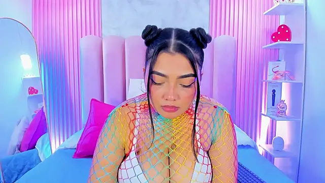 ArianaRougee webcam