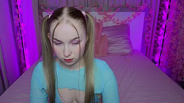 LilyStarlight webcam