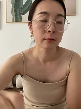 you-520 live cam on StripChat