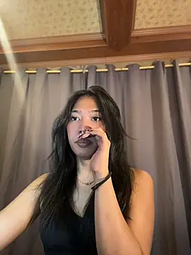 hugecock_tamira