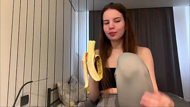 ManyDozens live webcam show