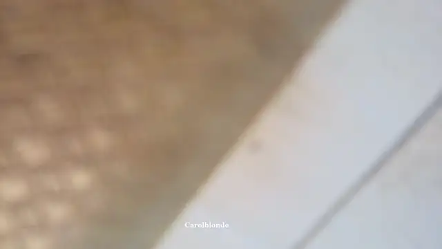 Carolblonde webcam