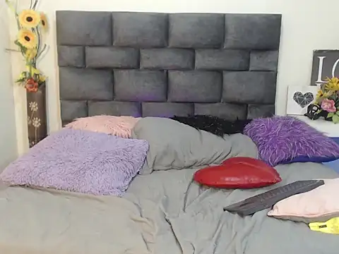 Valentine_Rose webcam