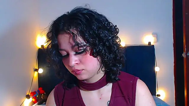 Bitsy_Messy webcam