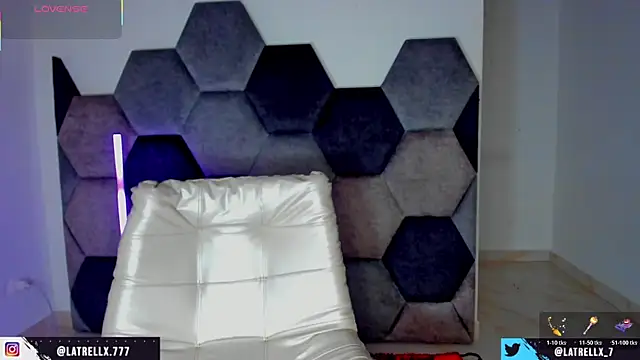 Latrellx7 webcam