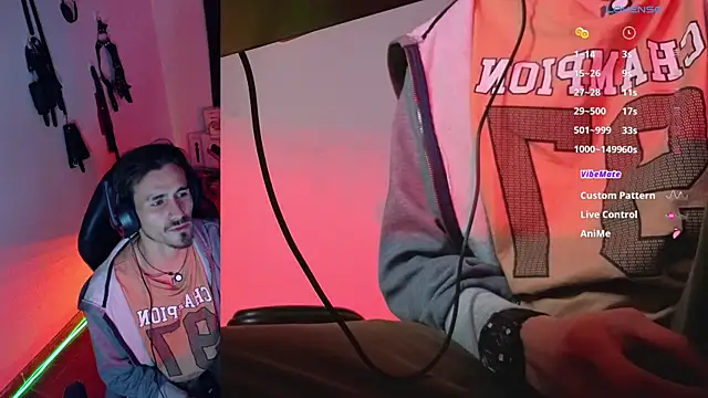 Aaron_malikk webcam