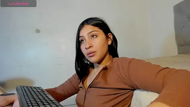 Angelasex18 webcam