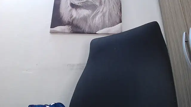 PervertPreggy webcam