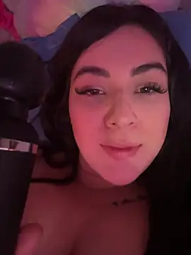 fer_latina26 live cam on StripChat