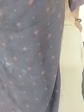 Sonam_Hot03