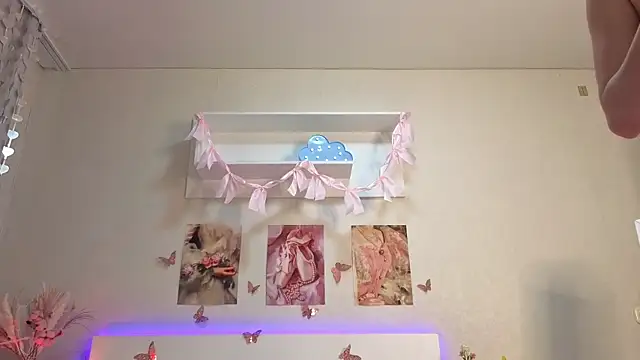 Milly_Lane live webcam show