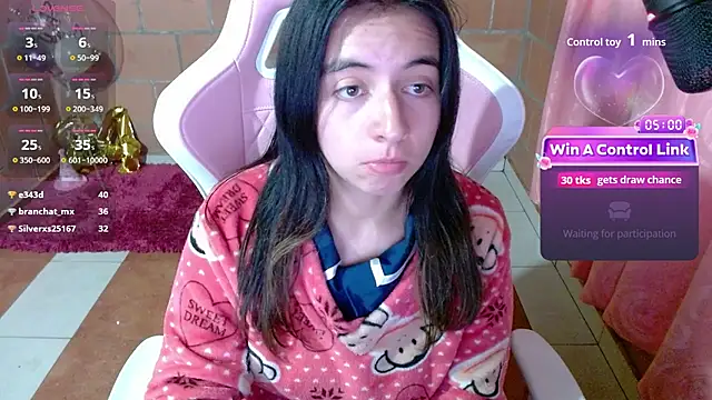 maggie_fox3 (F young) - SHOW CUM